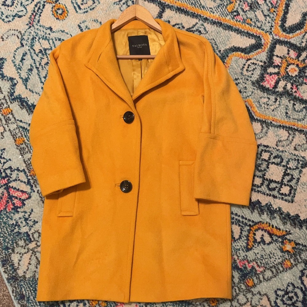 Yellow pea coat